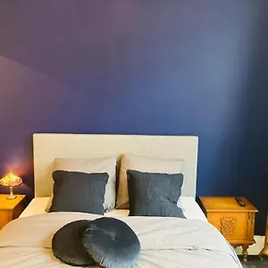 Living History - Suikernest Aparthotel