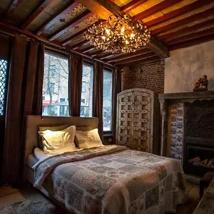 Living History - Drie Koningen Aparthotel
